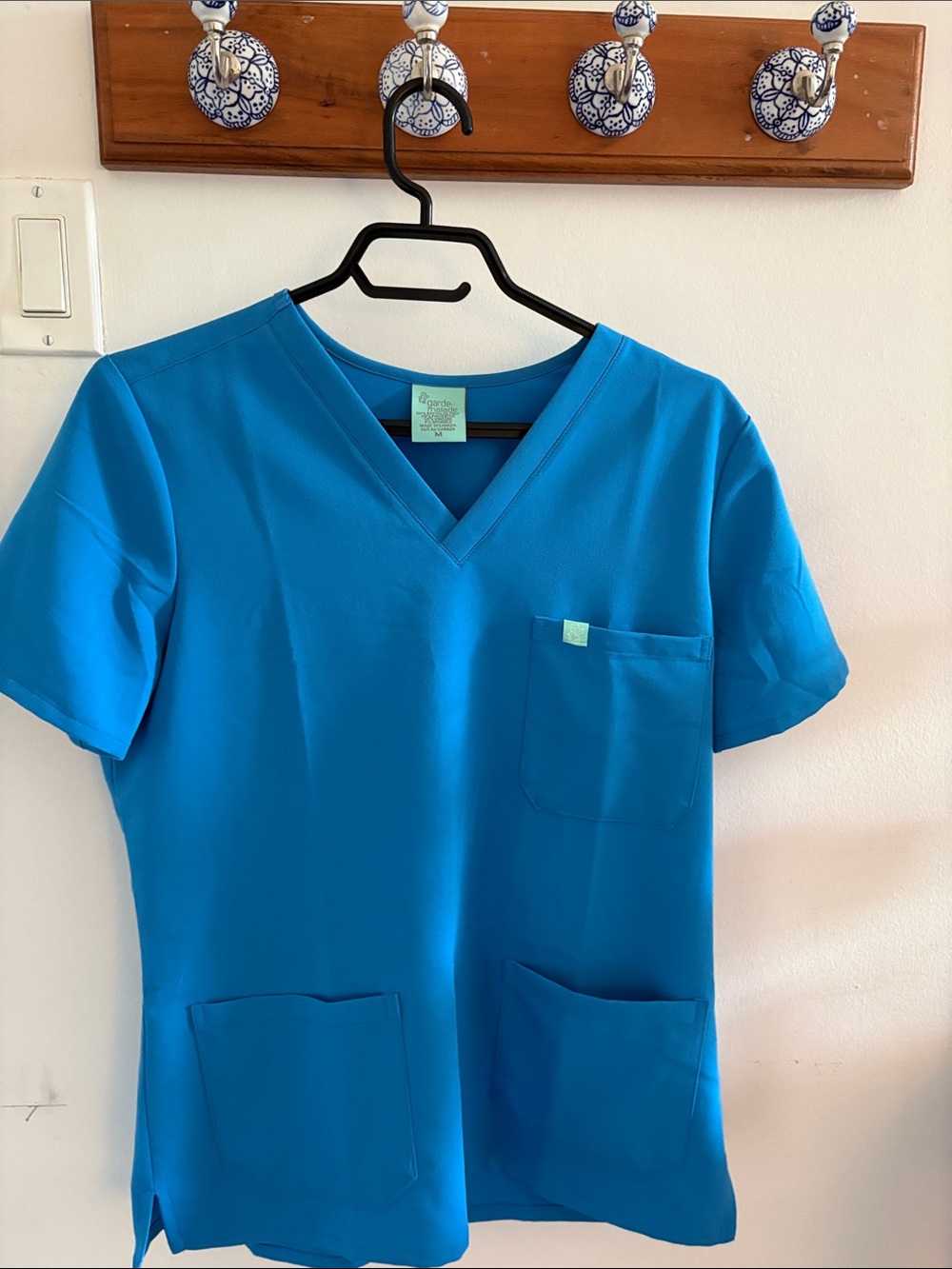 Garde-Malade Teal V-Neck Medical Scrub Top